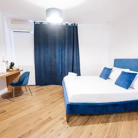 Soraya Bed & Breakfast 4*